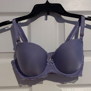 Like NEW Victoria's Secret Dream Angels Purple Lace Bra- 34D